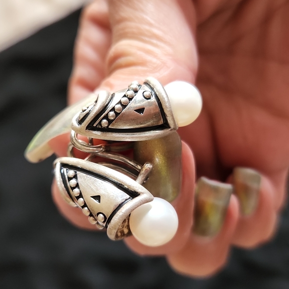 Women's Jewelry - Picture 5 of 5